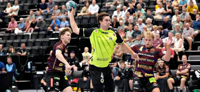 Бундеслига. Линейный датского "Нордшелланда" Андреас Магорд стал одноклубником Азата Валиуллина в "Гамбурге"