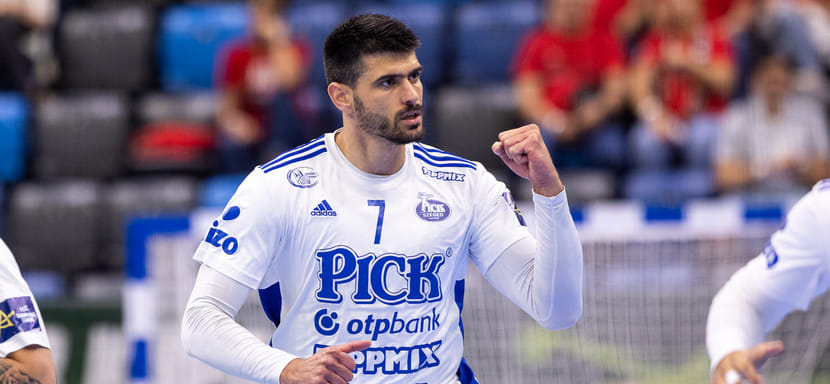 Хорватский полусредний Лука Степанчич, расставшийся с венгерским "Пиком", продолжит карьеру в "Аль-Араби" из Кувейта