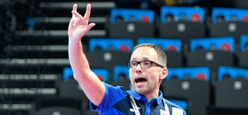 Балканы. Президент Хорватского гандбольного союза Томислав Граховац является деловым партнером супруги рулевого сборной Хрвое Хорвата