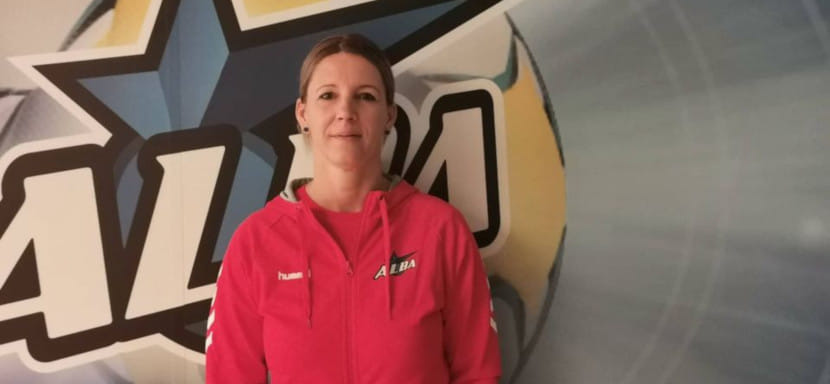 Венгрия. Эстер Шити назначена вторым тренером "Альбы" из Секешфехервара