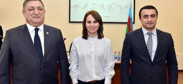 Источник: выявлен подлог Федерации гандбола Азербайджана, на матчи Кубка ЕГФ в Грецию вместо игрока послали сотрудницу ФГА