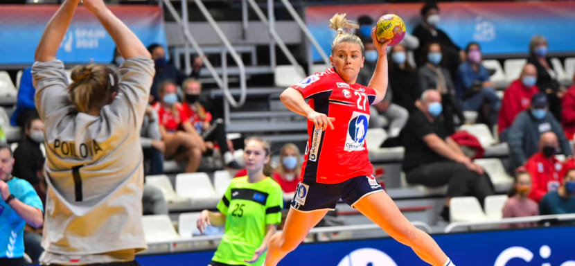 Дания. Состав "Виборга" в межсезонье пополнит чемпионка мира. Контракт с норвежкой Эмили Ховден рассчитан на два года