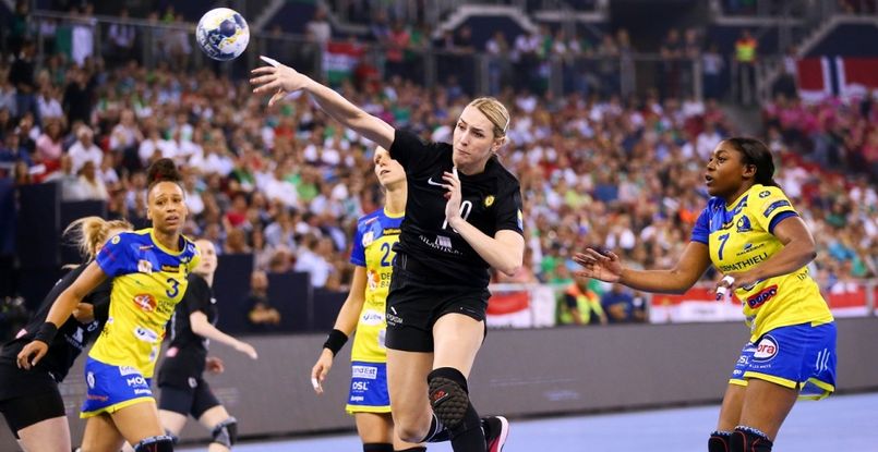 Полусредняя "Ростов-Дона" Лоис Аббинг: "Мне хочется сыграть в Лиге чемпионов за "Ростов-Дон". Но не уверена, что это реально" 