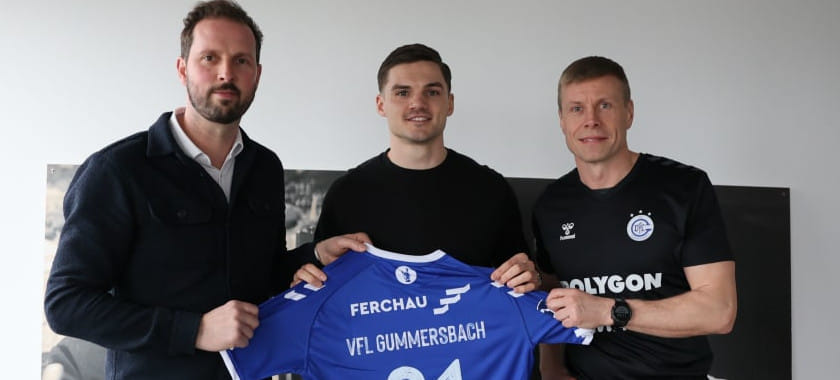 "Гуммерсбах" официально объявил о переходе голландского правого полусреднего Кая Смитса из "Фленсбурга"