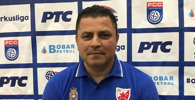 Сербия. Тренер белградской "Црвены Звезды" Радан Ровчанин покинул клуб