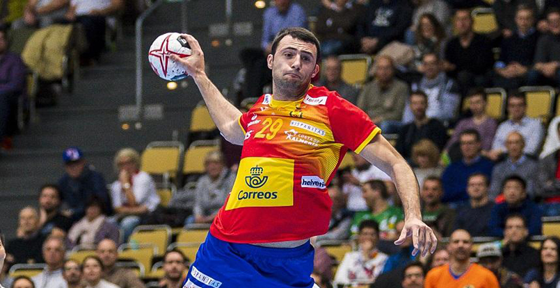 ЧМ-2019. Испанцы разгромили македонцев и сыграют в основном раунде, шведы с трудом взяли верх над катарцами 