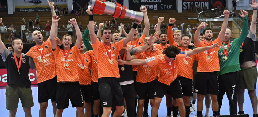 Швейцария. "Шаффхаузен" обыграл "Кринс-Люцерн" в матче за Суперкубок страны благодаря 8 голам Одина Тора Рихардссона и взял трофей в 15-й раз