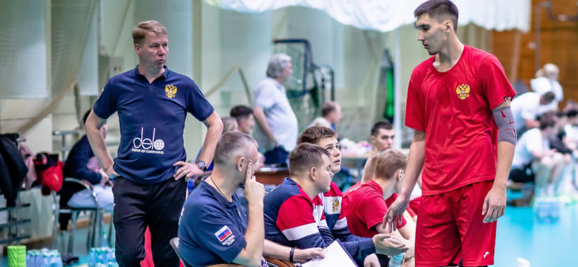 Сергей Клёнов: "На мой взгляд, больше других прибавил Никита Венедиктов, причём как в защите, так и в нападении. Видно, что человек дома не на диване лежит"