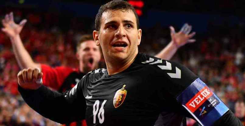 В "Берлине" требуют, чтобы лучший голкипер Лиги чемпионов прошлого сезона Деян Милославлев сбросил десять килограммов лишнего веса