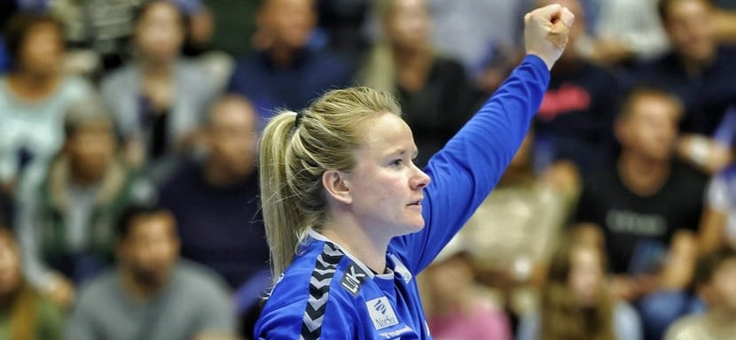 Дания. 36-летняя голкипер "Эсбьерга" Рикке Поульсен завершила карьеру. Она будет работать в клубе с вратарями