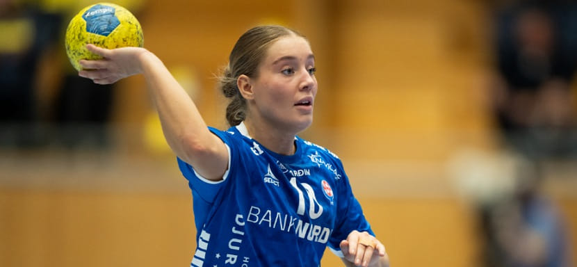 ЧЕ-2024. Сборная Исландии, уступая к перерыву команде Фарерских Островов, смогла победить в гостях. Чехия обыграла Португалию