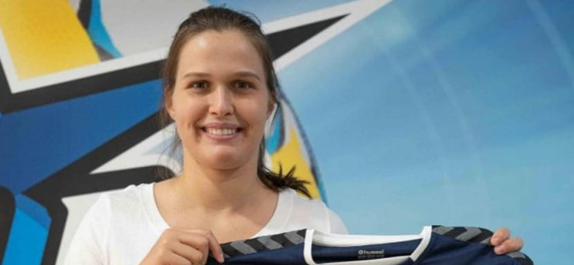 Венгрия. Бронзовый призер чемпионата в составе "Мошонмадьяровара" словачка Эмма Гудакова перешла в "Альбу"