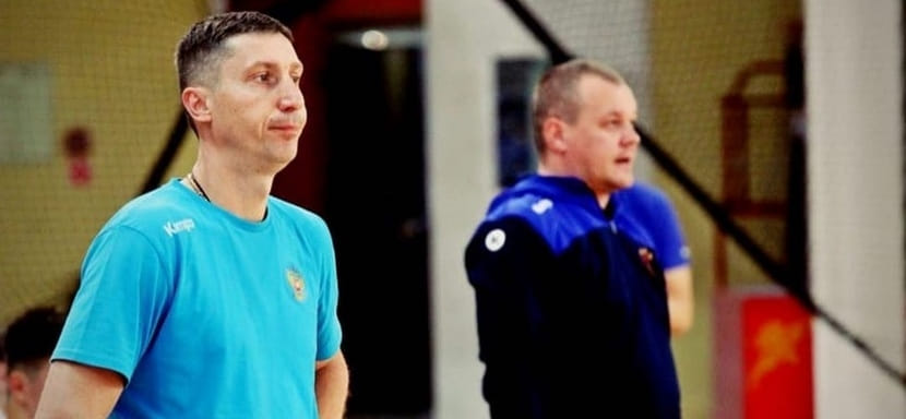 Виталий Иванов: "На результат не смотрел. Сейчас важно всем дать время на площадке, посмотреть игровые связи, наметить план работы"