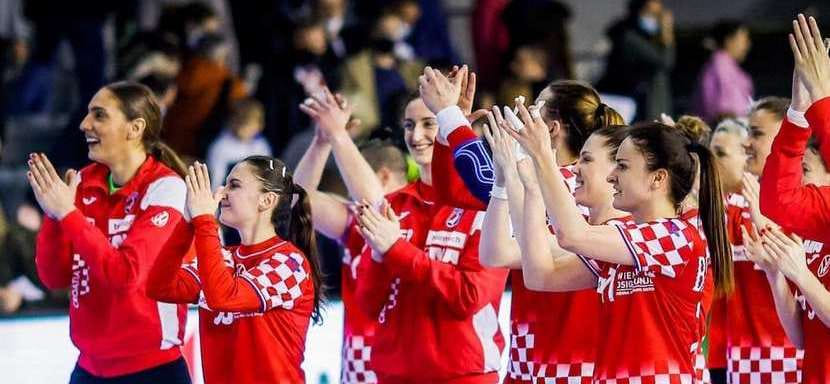 ЧЕ-2022. 21 гандболистка сборной Хорватии будет готовиться к отборочным матчам с командами Украины и Чехии