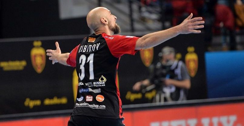 Лига чемпионов. Гол россиянина Тимура Дибирова из "Вардара" признан лучшим в двенадцатом туре группового раунда