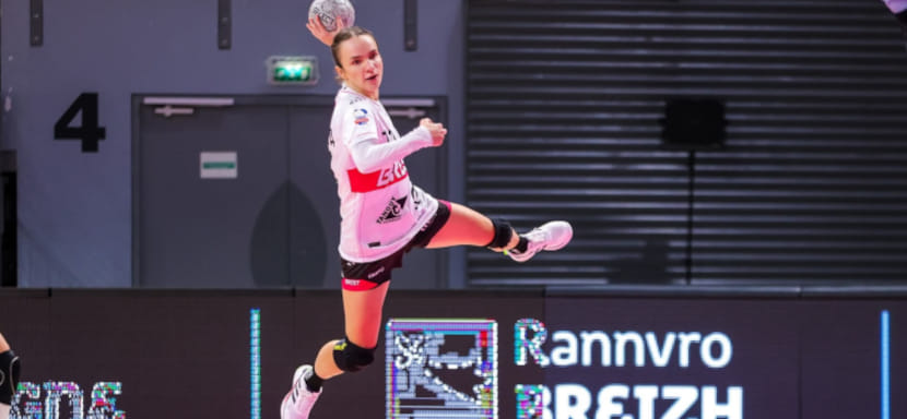 Анна Вяхирева забросила 11 мячей "Гавру", "Мец" Андрюшиной разгромил "Сен-Мор" и ещё один результат 4-го тура чемпионата Франции