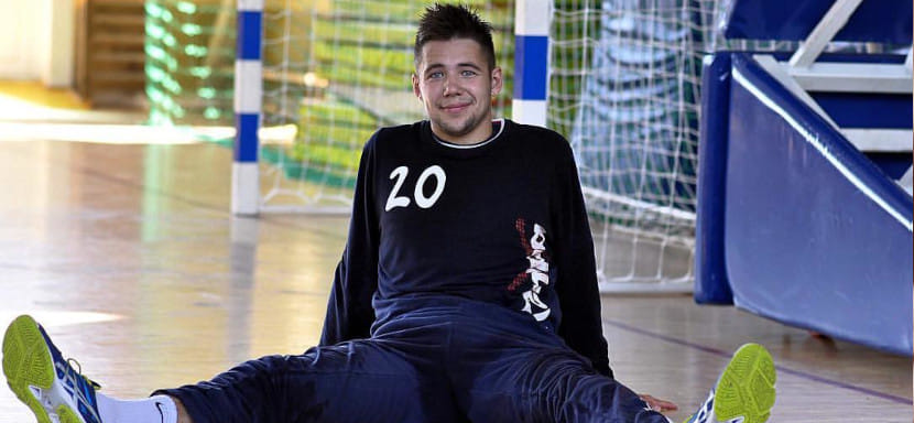 Исландия.  Белорусский вратарь Павел Мискевич, известный по выступлениям за СКА и "Динамо", продолжит карьеру в "Вестманнаэйяре"