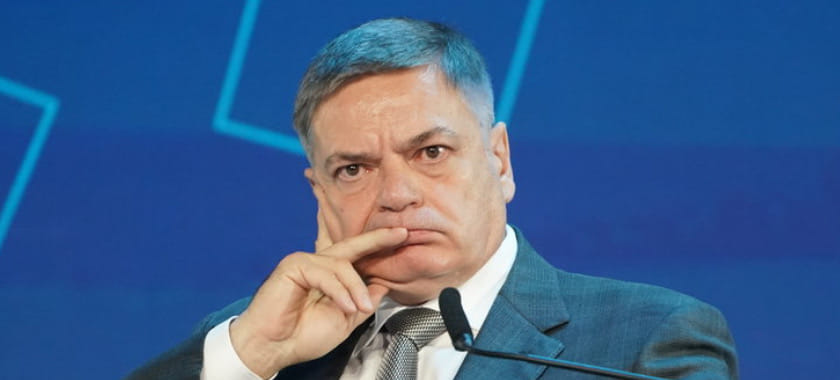 Сергей Шишкарёв после поражения России от Беларуси: "Надо определиться с чёткой стратегией. А не просто принцип — давайте наигрывать молодёжь"