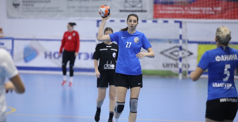 Суперлига Париматч. "Ставрополье" с перевесом в тринадцать мячей разгромило АГУ-"Адыиф". "Уфа-Алиса" была сильнее "Луча"