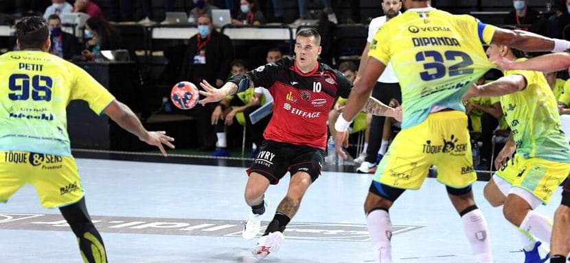 Финский полусредний Нико Реннберг, который ранее досрочно расторг контракт с французским "Иври", продолжит карьеру на родине в составе БК-46