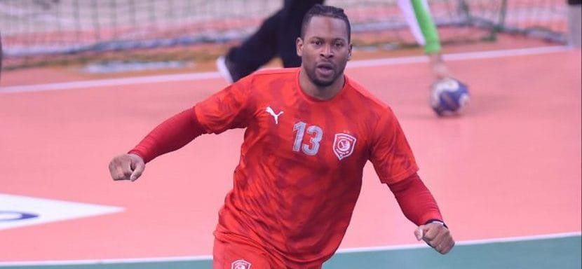 Источник: кубинский полусредний Анхель Эрнандес выкуплен "Аль-Кувейтом" у "Аль-Духаила" за 400 тысяч долларов и будет зарабатывать до 60 тысяч в месяц