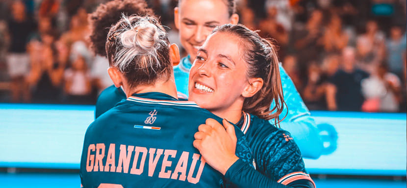 Франция. "Нант" с преимуществом в 26 мячей сокрушил в гостях "Тулон" и поднялся на первое место в женском чемпионате