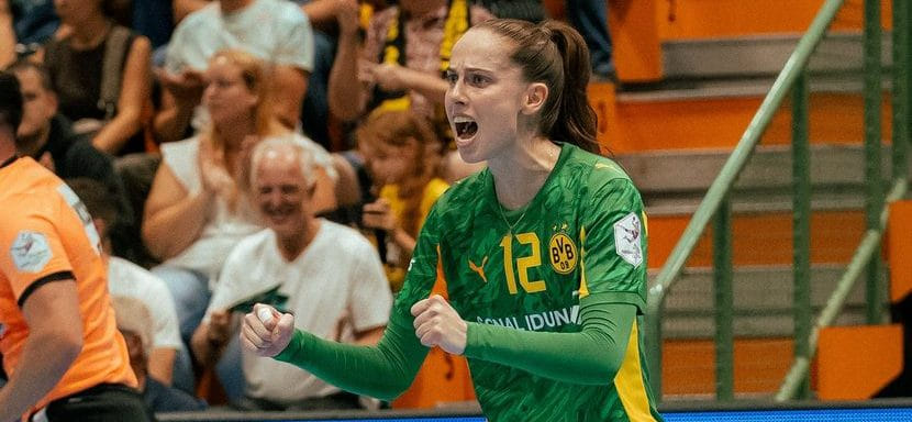 Голкипер "Боруссии" Сара Вахтер — автор лучшего сейва третьего тура Лиги чемпионов (ВИДЕО)