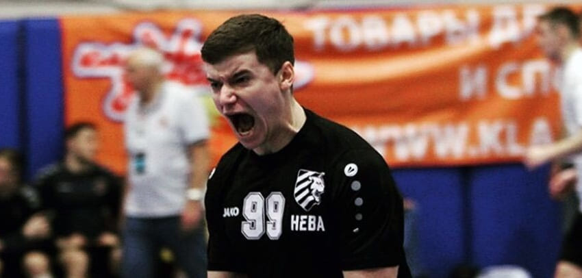 Российский правый крайний Евгений Макин подписал контракт с рижским клубом "Целтниекс"