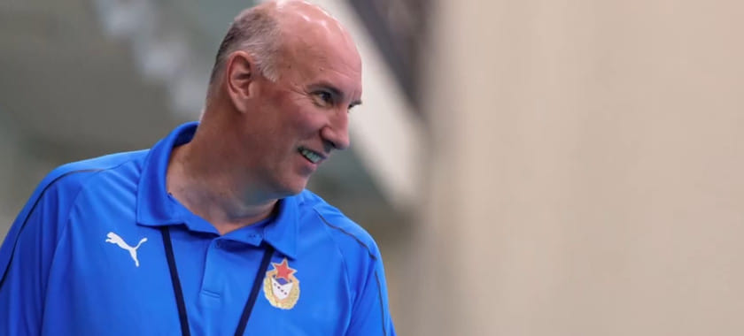 Экс-рулевой сборной Китая Олег Минин вернулся в Россию. Он вошёл в тренерский штаб ЦСКА. Ранее тренер работал с армейским дублем