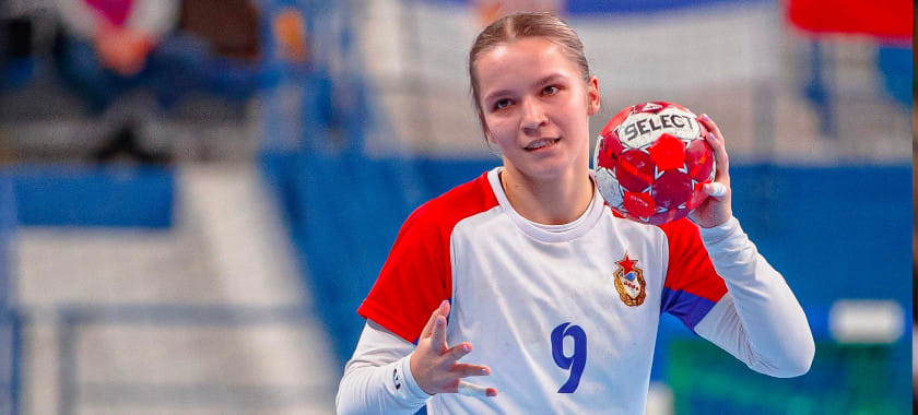 Olimpbet Суперлига. 20-летняя правая полусредняя Кристина Щеглова преодолела отметку 100 голов в составе ЦСКА