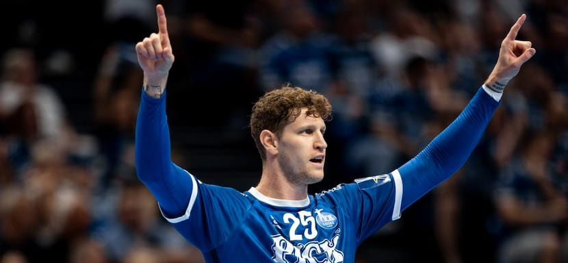 Левый крайний сборной Австрии Себастьян Фриммель продолжит выступать за венгерский "Пик"