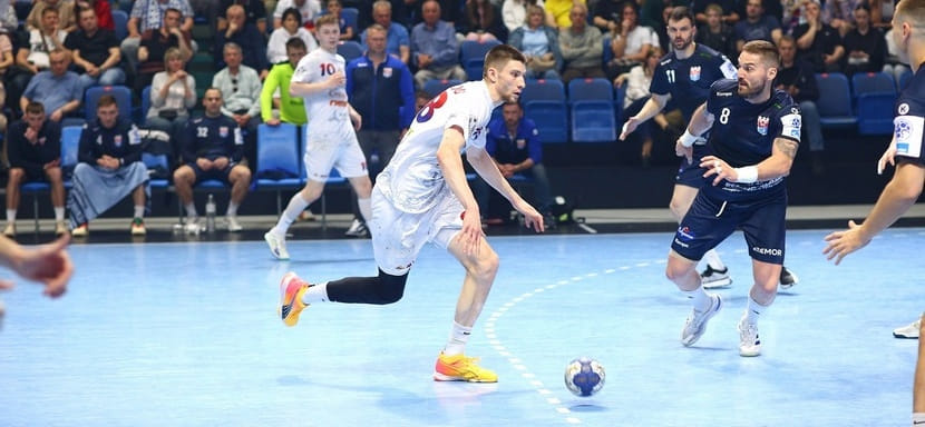 Голкипер "Бреста" Денис Заболотин и полусредний СКА Алексей Ермаков получили денежные штрафы и дисквалификации после финала чемпионата