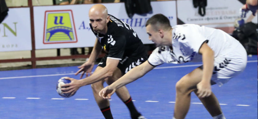 Балканы. В Струге с 16 по 20 августа состоится один из старейших гандбольных турниров в мире. В соревнованиях примут участие 7 клубов из 4 стран