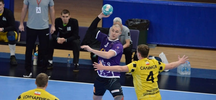 Левый полусредний Дмитрий Санталов, защищавший цвета "Чеховских медведей" восемь лет, покинул подмосковную команду