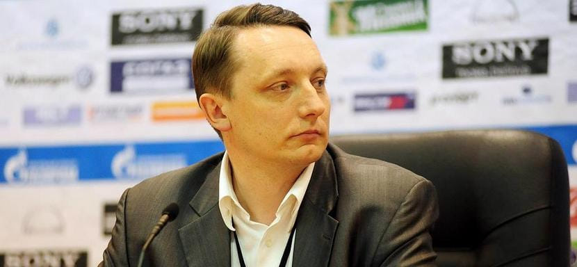 Россия. Игорь Владимиров: "Слабейшей команде Суперлиги не стоит ожидать от ФГР подарка в виде сохранения прописки в дивизионе"