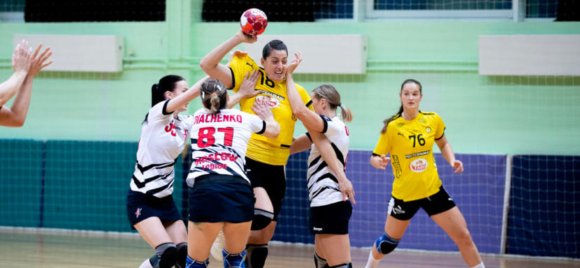"Zvezda Handball Cup". В заключительном матче турнира "Ростов-Дон" обыграл "Звезду" и завоевал трофей. Третье место заняла "Лада"