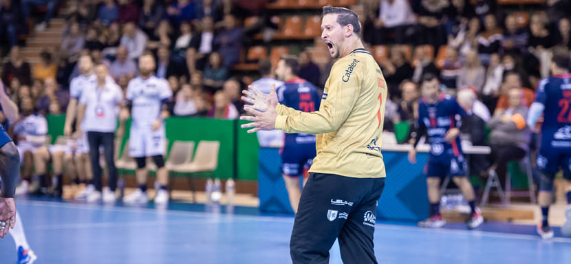 Франция. Марокканский вратарь Яссин Идрисси покинул "Лимож". Его заменит хорват Иван Будалич из австрийского "Кремса"