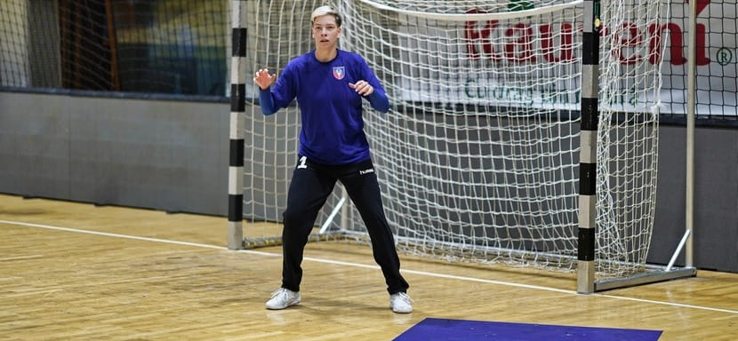 Румыния. Голкипер "Вылчи" и национальной сборной Дачяна Хосу продолжит карьеру в "Бухаресте"