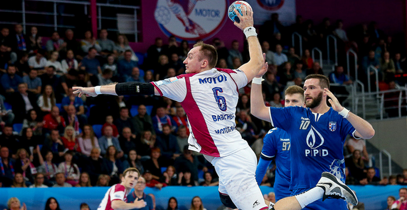 Линейный Максим Бабичев: "Хороший тренировочный процесс и отличные взаимоотношения в команде — это все я сейчас получаю в "Моторе"