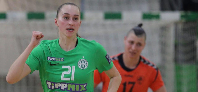 Венгрия. Левая крайняя "Ференцвароша" Грета Мартон оправилась от травмы и приступила к занятиям в общей группе