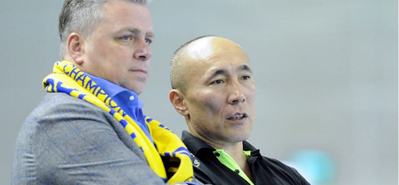 Польша. Бертус Серваас: "Талант Дуйшебаев — блистательный тренер, но в вопросах футбола и вина он абсолютно неправ"