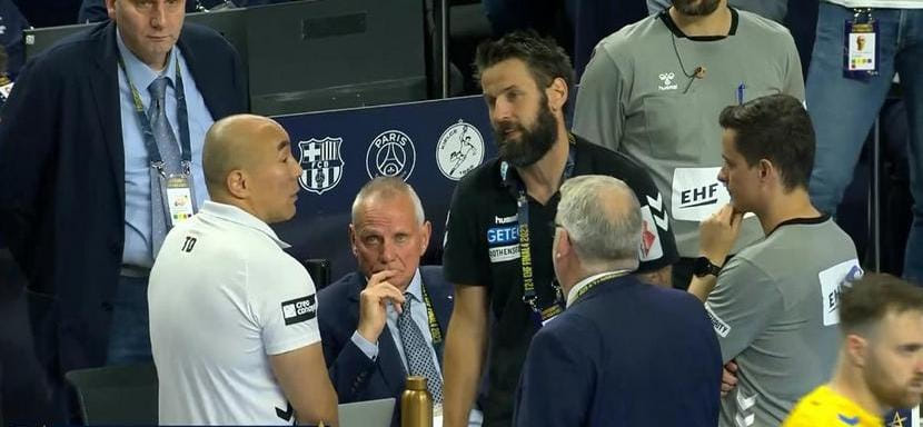 Портал Handball-Planet.com в 13-й раз объявил голосование за звание лучшего тренера мира. В уходящем году в числе претендентов 4 специалиста