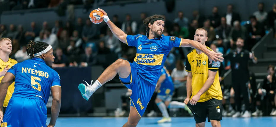 "Тулуза" и "Сен-Рафаэль" завоевали путёвки в Европейскую лигу вслед за "Монпелье". В Лиге чемпионов выступят "ПСЖ" и "Нант"