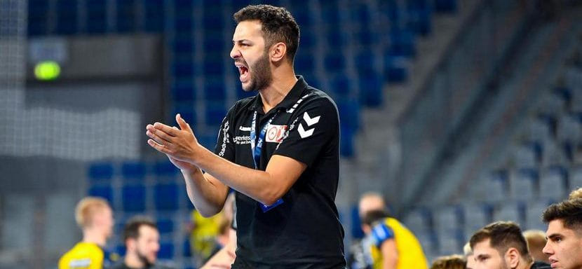 Бундеслига. "Бергиш" нашел замену рулевому Себастьяну Хинце. Летом следующего года команду возглавит Джамал Наджи из ТУСЕМа