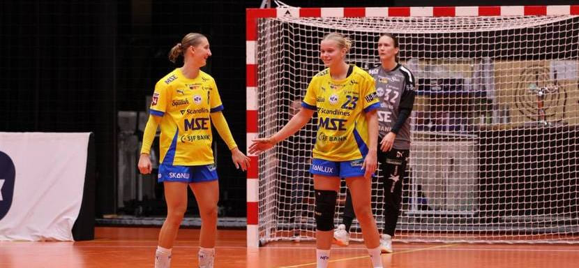 В женском чемпионате Дании "Икаст", "Нюкёбинг" и "Сондерюске" выиграли матчи среды