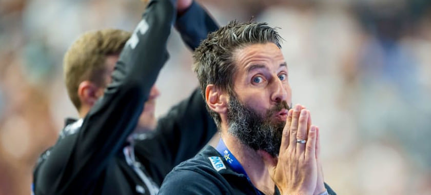 Беннет Вигерт о насыщенном календаре: "Частые разрывы крестообразных связок нельзя списывать на то, что наш вид контактный"