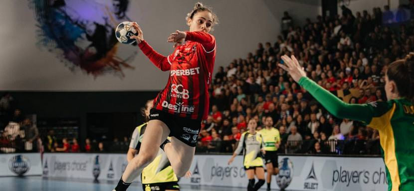 "Дьёр" и "Глория Бистрица" обыграли оппонентов, "Будучность" и "Эсбьерг" сыграли вничью в женской Лиге чемпионов