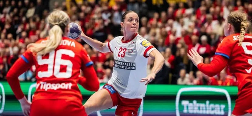Женские сборные Норвегии и Дании выиграли стартовые матчи турнира EHF Euro Cup
