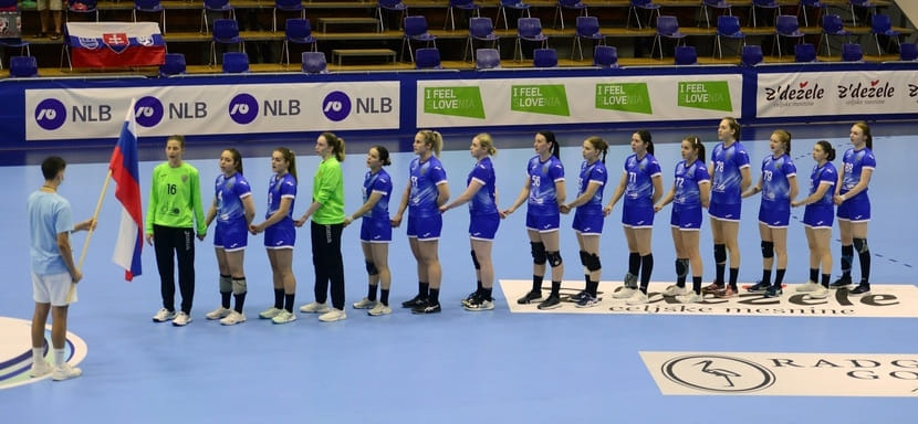 Чемпионат Европы (U-19). В составе молодежной сборной России перед матчами основного раунда произошли две замены