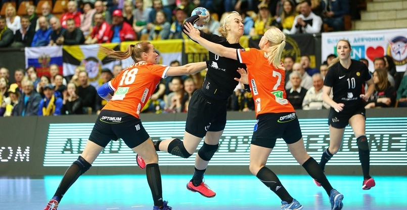 Женская Лига чемпионов. Амброс Мартин и Ян Пютлик о матче "Ростов-Дон" — "Оденсе"